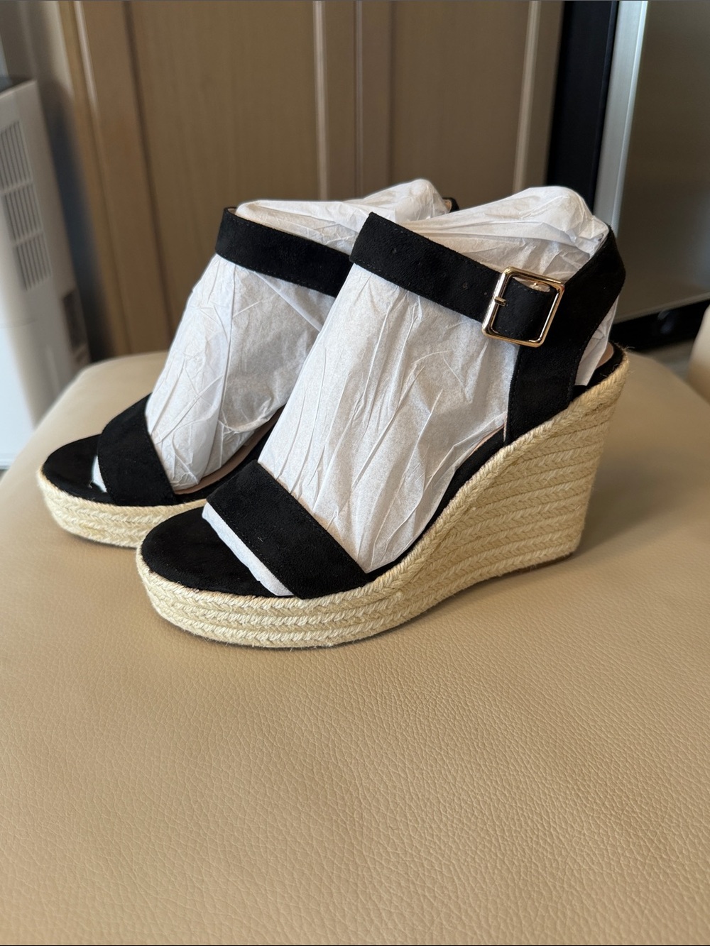 VICKI VICKI Beige and Black Espadrille Slingback Sandals